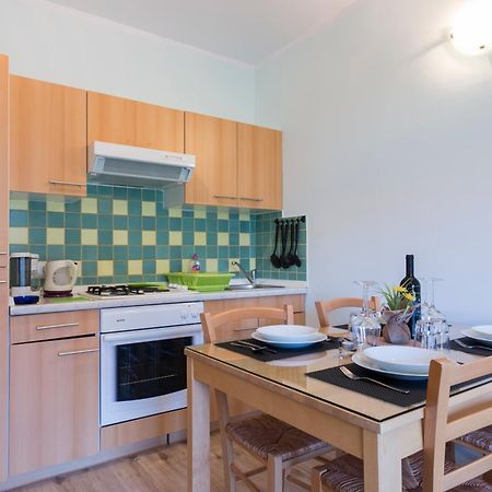 Milos Apartment PUY Eksteriør bilde