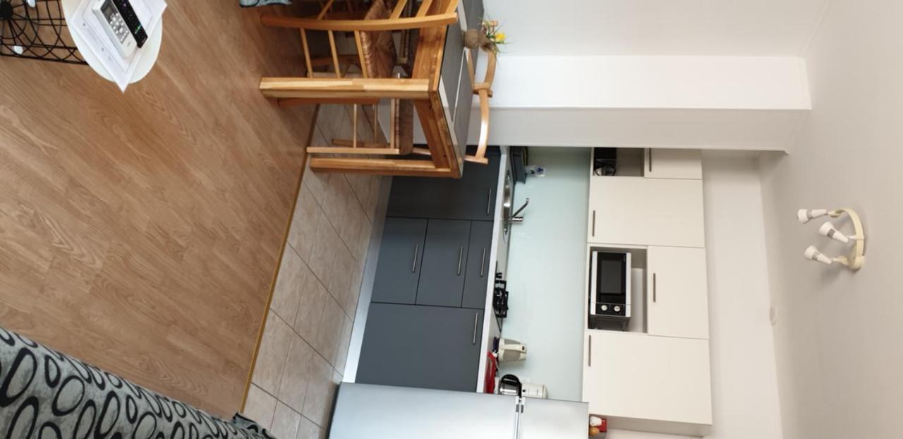 Milos Apartment PUY Eksteriør bilde