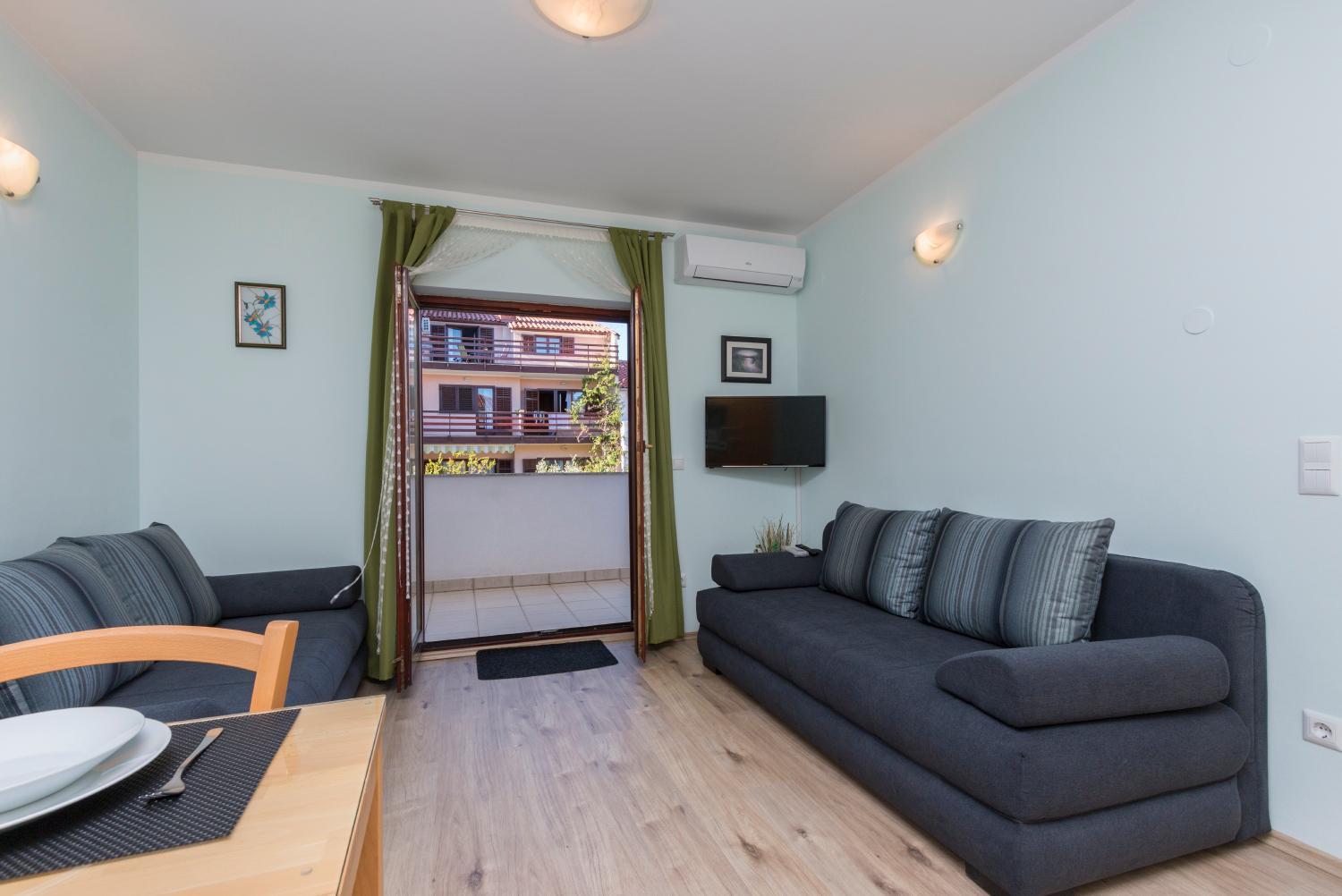 Milos Apartment PUY Eksteriør bilde