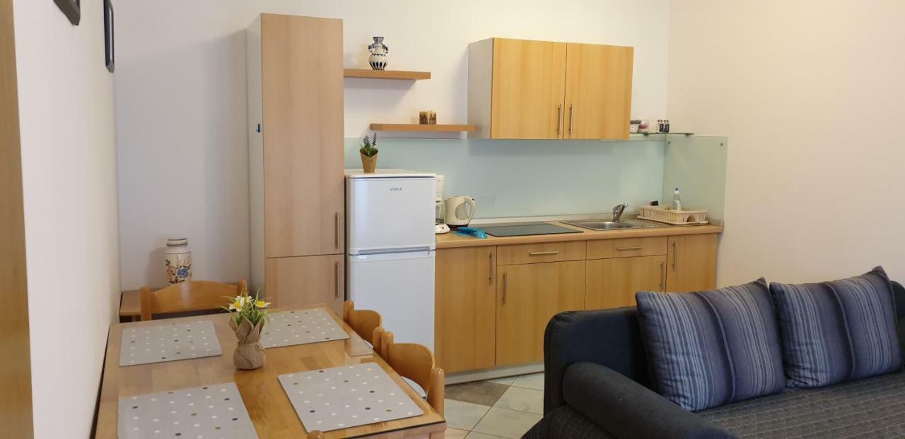 Milos Apartment PUY Eksteriør bilde